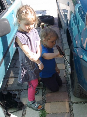 autoschrauber_02.JPG (216.12 KiB) 2282 mal betrachtet autoschrauber_02.JPG