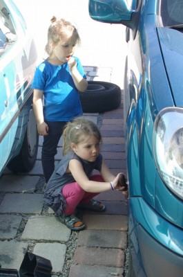 autoschrauber_03.JPG (202.37 KiB) 2282 mal betrachtet autoschrauber_03.JPG