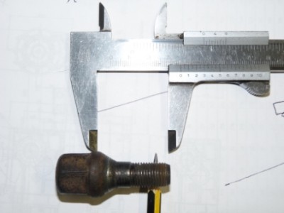 Schraube.JPG (75.27 KiB) 5270 mal betrachtet Schraube.JPG