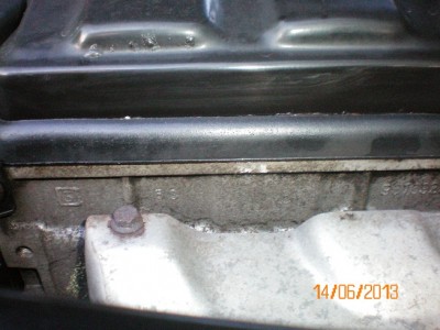 Motorraum sauber01.jpg (139.44 KiB) 743 mal betrachtet Motorraum sauber01.jpg