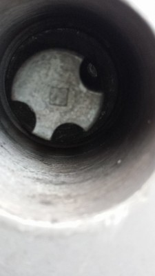 felgenschloss.jpg (33.54 KiB) 2468 mal betrachtet felgenschloss.jpg