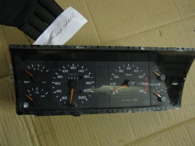 Tacho_2.JPG (98.93 KiB) 2022 mal betrachtet Tacho_2.JPG