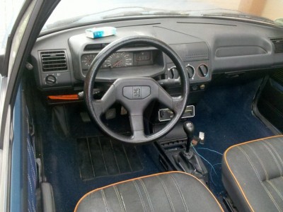 205cockpit.jpg (142.69 KiB) 7091 mal betrachtet 205cockpit.jpg