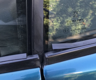 Dichtgummi.jpg (186.87 KiB) 5141 mal betrachtet Dichtgummi.jpg