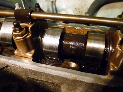 205 Nockenwelle 3.Zylinder.jpg (179.01 KiB) 3358 mal betrachtet 205 Nockenwelle 3.Zylinder.jpg